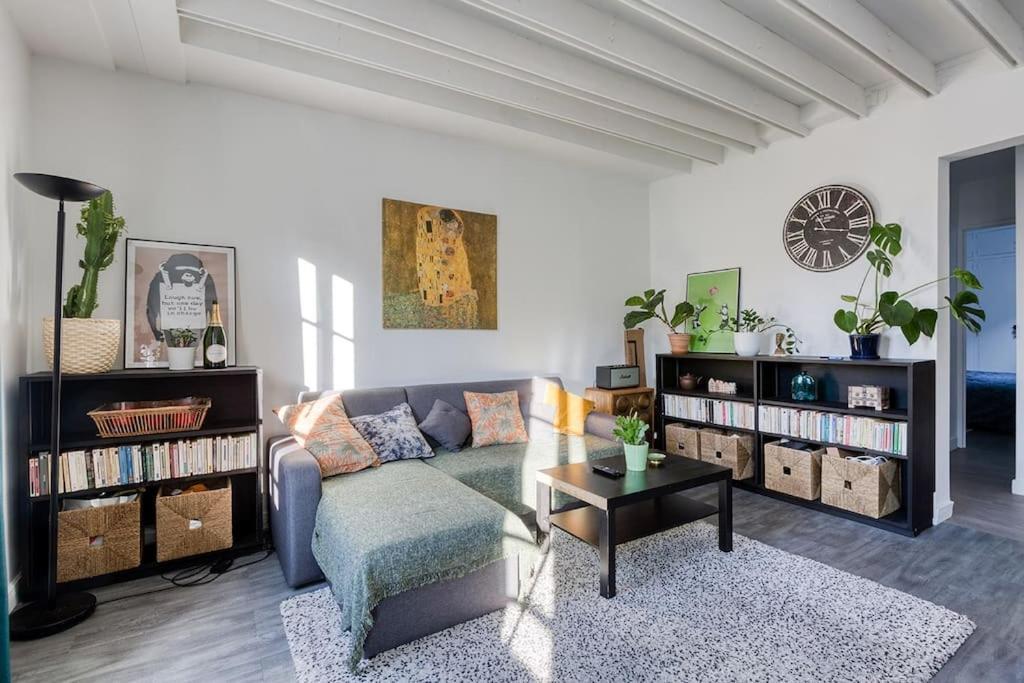 Nice Flat With Billard And View Parijs Buitenkant foto